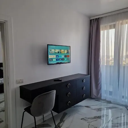 Noir Estate Apartment